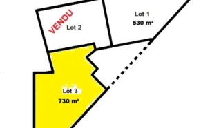 Terrain 730m²