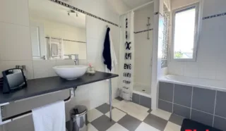 Maison 5 pièce(s)