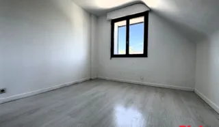 Maison 6 pièce(s)