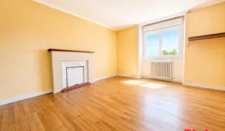 Maison 6 pièce(s)
