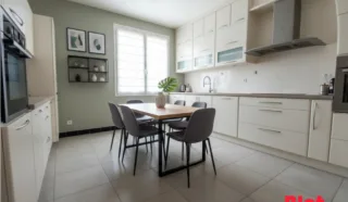 Maison 6 pièce(s)