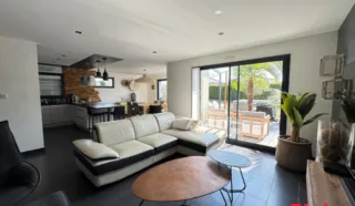 Maison 6 pièce(s)