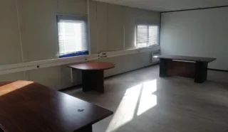  BUREAUX 249 M² BOUGUENAIS