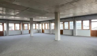 BUREAUX 825 m² RENNES