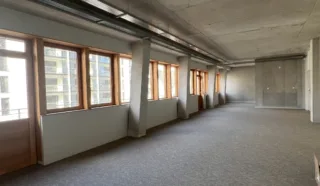  BUREAUX 825 m² RENNES