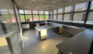  LOCAL D'ACTIVITES 2 030 M² TREVE