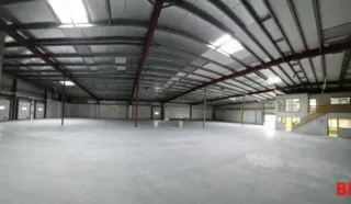  LOCAUX D'ACTIVITES 1 115 m² BREST