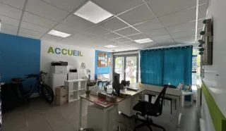  BUREAUX LOCAUX COMMERCIAUX 137 M² NANTES
