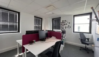 BUREAUX 1288 m² CESSON-SEVIGNE