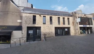  BUREAUX 80 m² QUIMPER