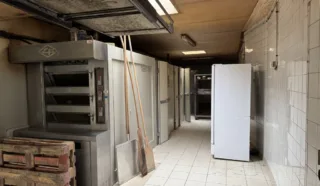  IMMEUBLE MIXTE (LOCAL COMMERCIAL ET LOGEMENT) AURAY 270 m²