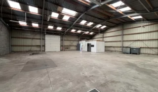  LOCAL D'ACTIVITES THORIGNE-FOUILLARD 400 m²