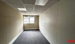  BUREAUX 190 m² SAINT-GREGOIRE