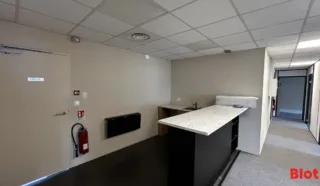  BUREAUX 190 m² SAINT-GREGOIRE