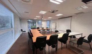  BUREAUX 589 m² RENNES