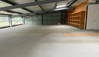  LOCAL D'ACTIVITES / BUREAUX 770 m² PLOUEDERN