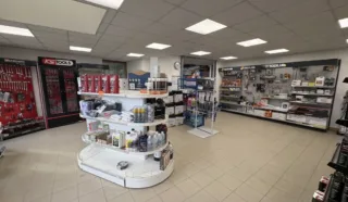  LOCAL D'ACTIVITES 2 400 m² PLOUEDERN
