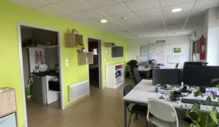  LOCAL D'ACTIVITES 616 M² LE BIGNON