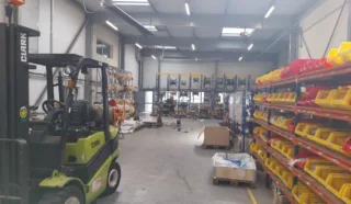  LOCAUX D'ACTIVITÉS 1 150 M² COUERON