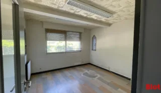  BUREAUX 100 M² MESQUER