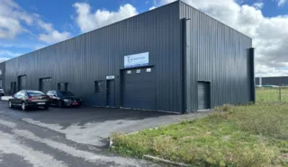  CELLULES ACTIVITÉS NEUVES 300 m² BAIN DE BRETAGNE