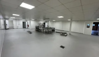  LOCAL D'ACTIVITÉS 1350 m² BAUD
