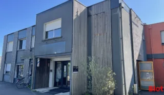  BUREAUX 100 M² MESQUER