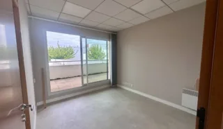  BUREAUX 46 m² BETTON