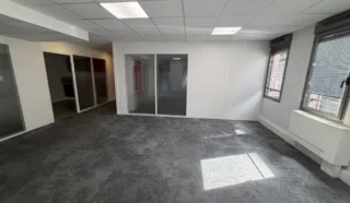  BUREAUX 130 M² NANTES