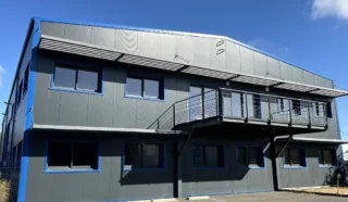  BUREAUX AVEC STOCKAGE 590 m² CAUDAN
