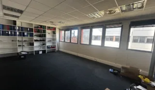  BUREAUX 224 M² SAINT HERBLAIN