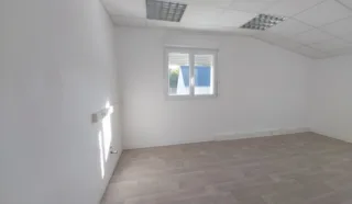  BUREAUX 58 M² SAINT LYPHARD