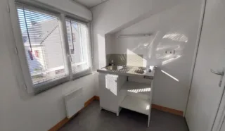  BUREAUX 58 M² SAINT LYPHARD