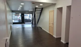  LOCAL COMMERCIAL 100 m² LORIENT