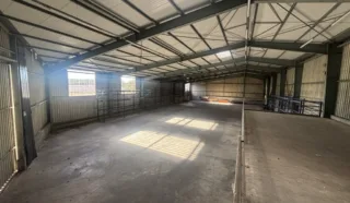  LOCAUX D'ACTIVITÉS 850 M² CHATEAUBRIANT