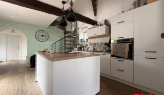 Maison 4 pièce(s)