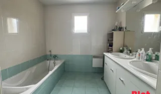Maison 4 pièce(s)
