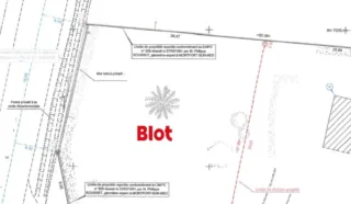 Terrain 776m²