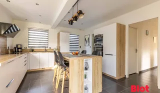 Maison 6 pièce(s)
