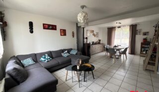 Maison 6 pièce(s)