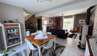 Maison 6 pièce(s)