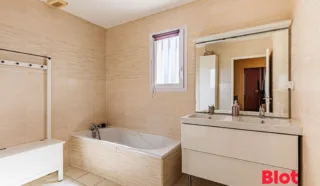 Maison 4 pièce(s)
