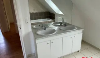 Maison 4 pièce(s)