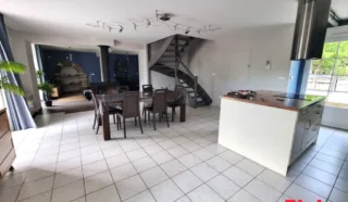 Maison 6 pièce(s)