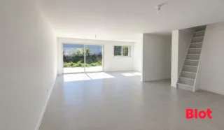 Maison 6 pièce(s)