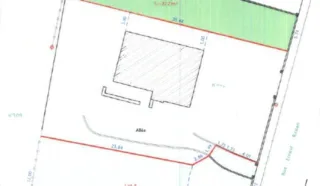 Terrain 438m²