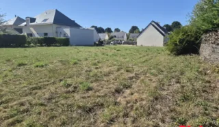 Terrain 882m²