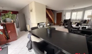 Maison 6 pièce(s)