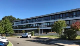  Bâtiment tertiaire  3 829 m² NANTES EST