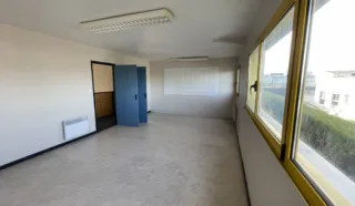  BUREAUX 179 m² AXE ST BRIEUC / LAMBALLE